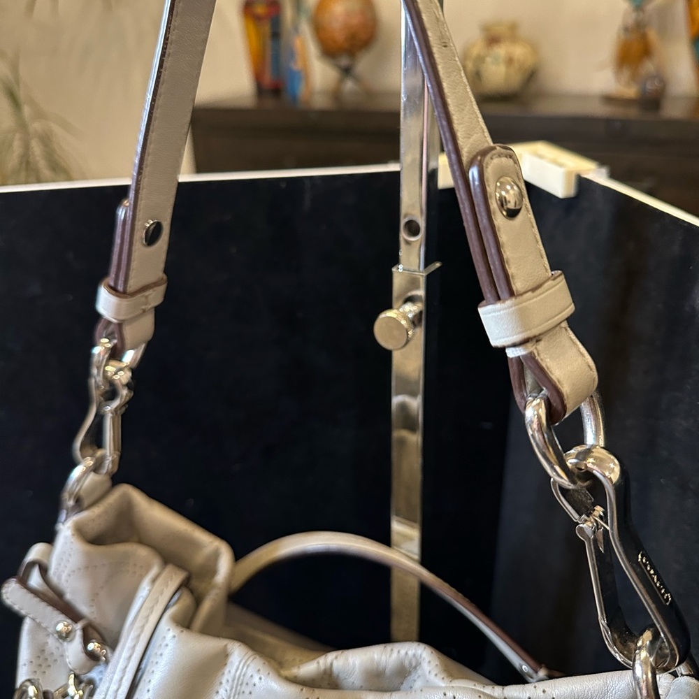 Coach BROOK HOBO Light Gray Pebbled Leather Shoulder Bag/satchel Gorgeous - Picture 4 of 14